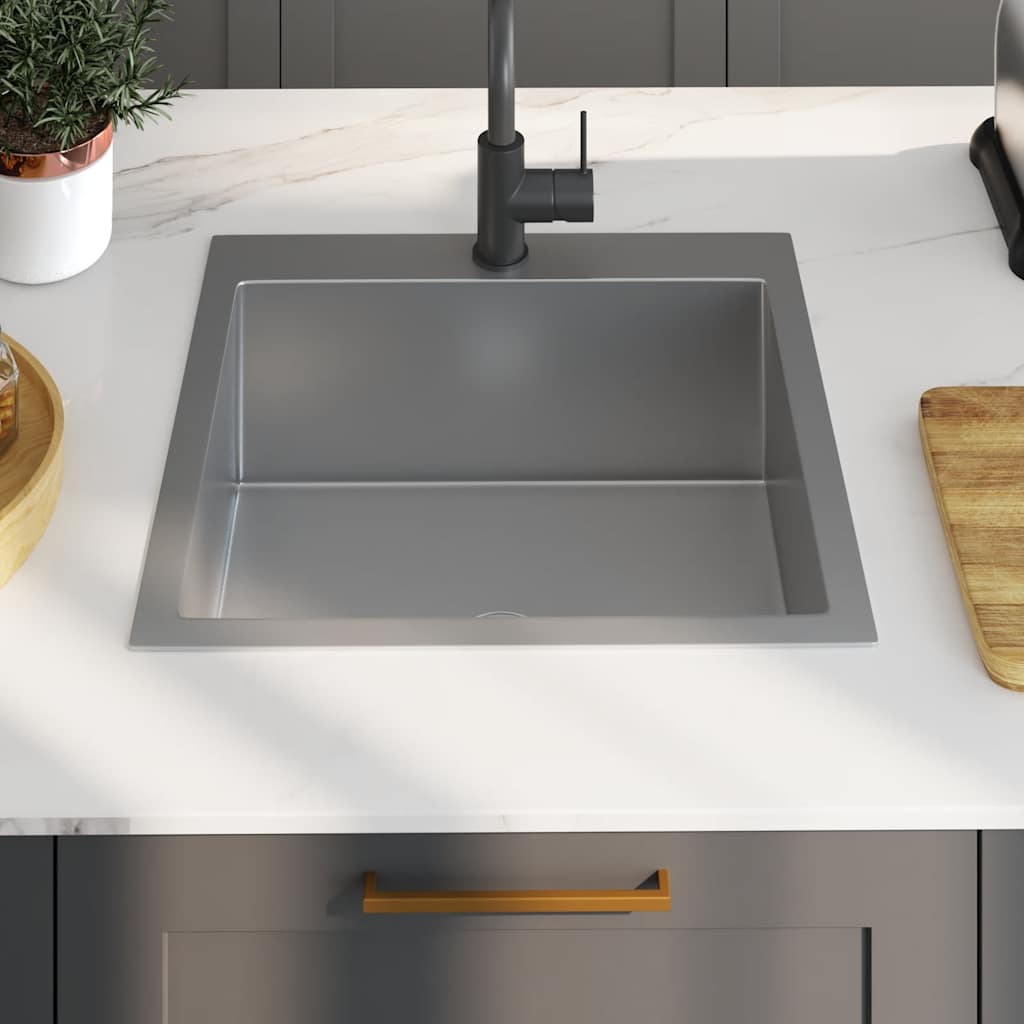 Handmade kitchen sink, stainless steel